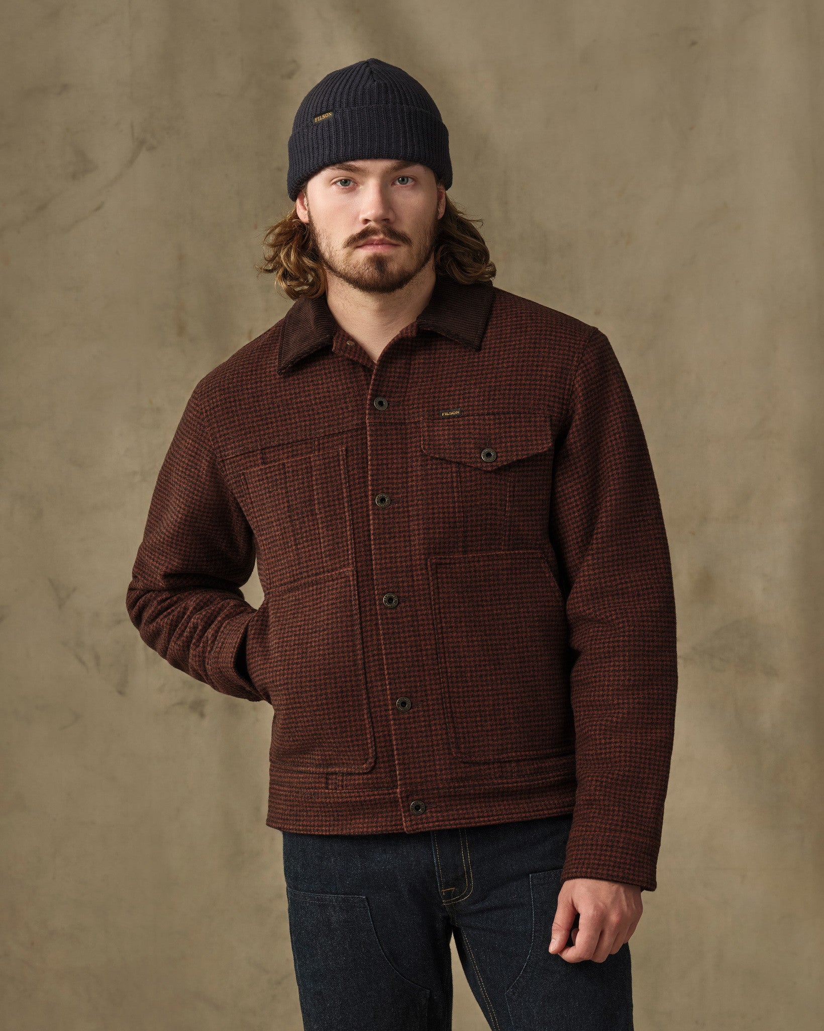 Spokane Insulated Short Cruiser - Merlot / Black Plaid