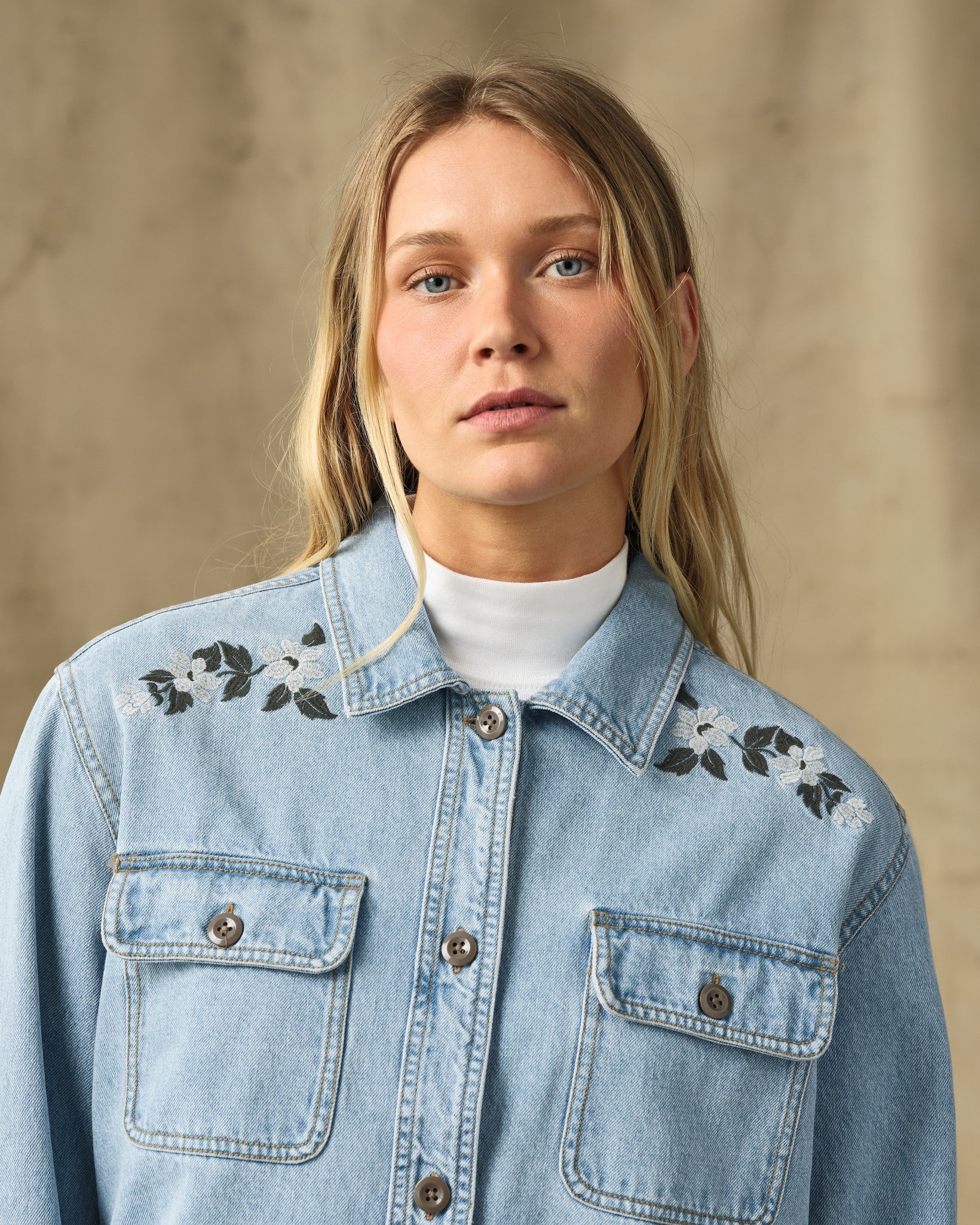 Women's Embroidered Denim Shirt - Pale Indigo - Image 3